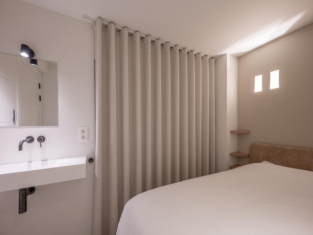 Modern Seaside Escape