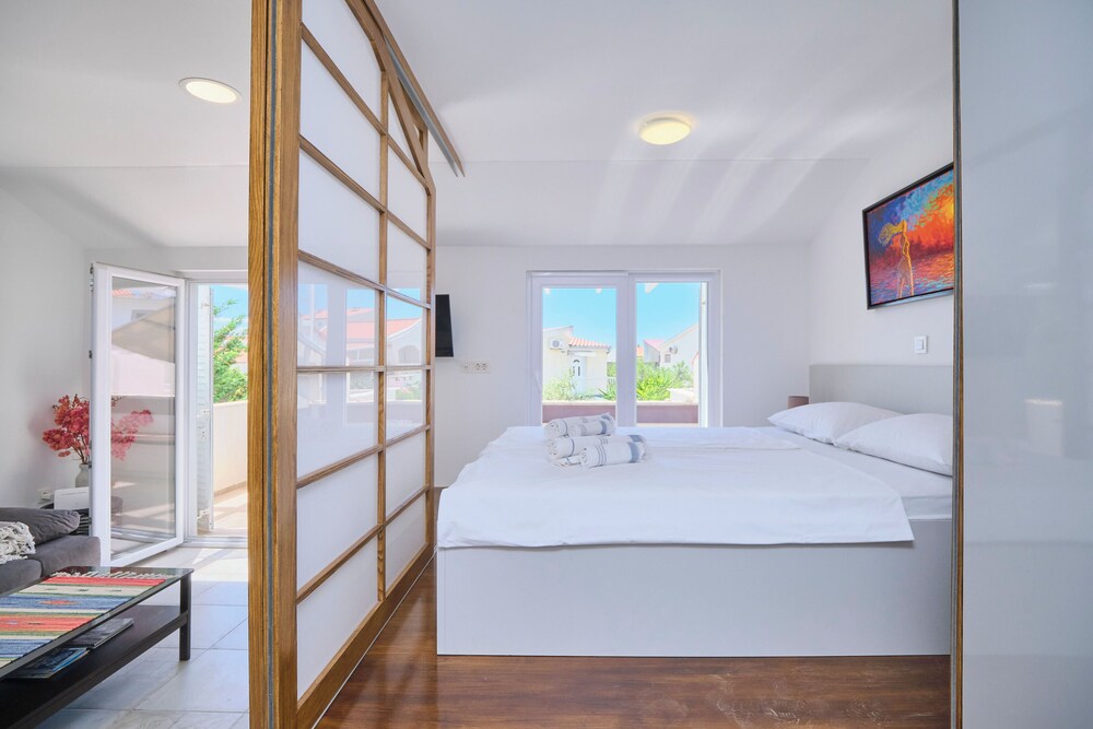 Sunshine Suites by Litto