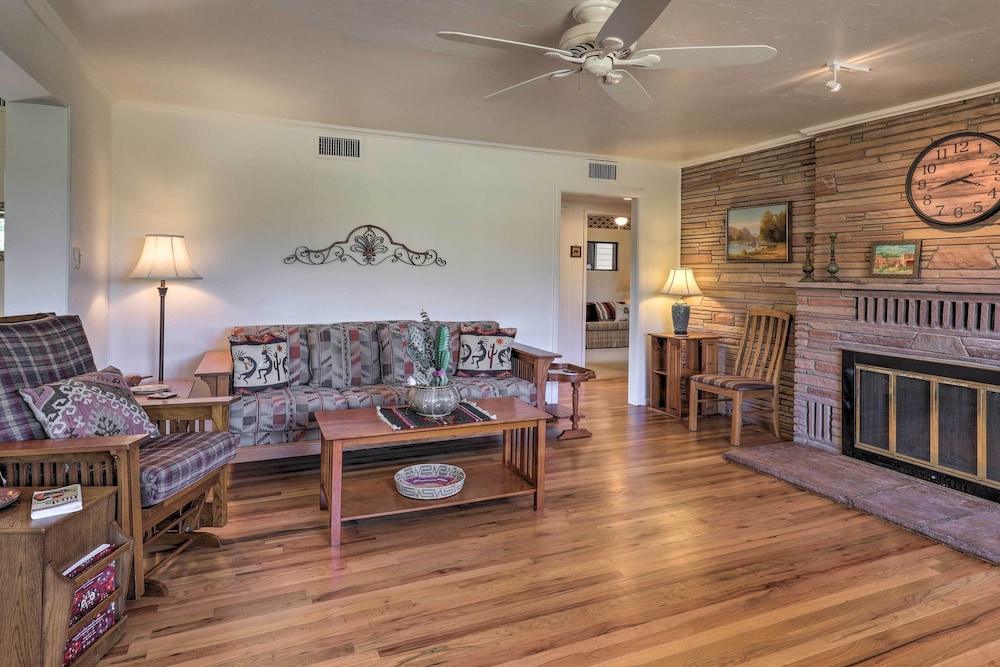 Walk to Watson Lake: Private Prescott Home!