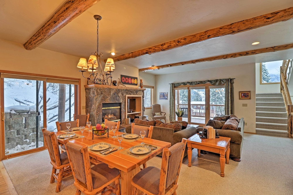 Rustic Home on Whitefish Mountain, Near Ski Run! view 5