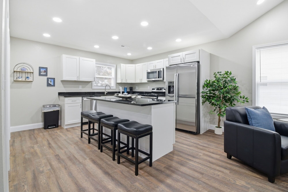 Bright and Cozy 4BR Home