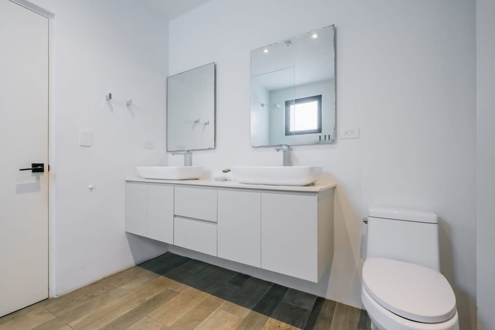 w Marvelous 2BR w Rooftop Pool In Casco Antiguo