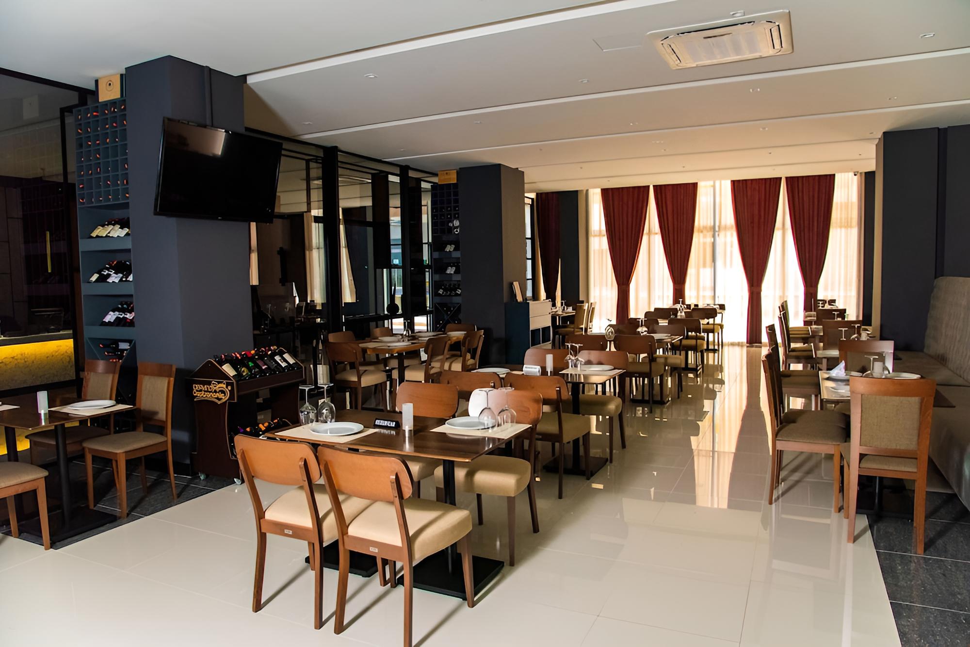 VH Eurostar Durres Hotel & Beach