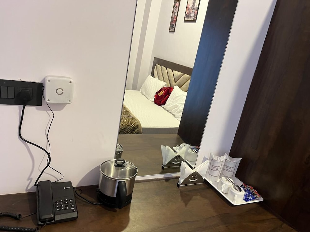 Hotel Green India Residency