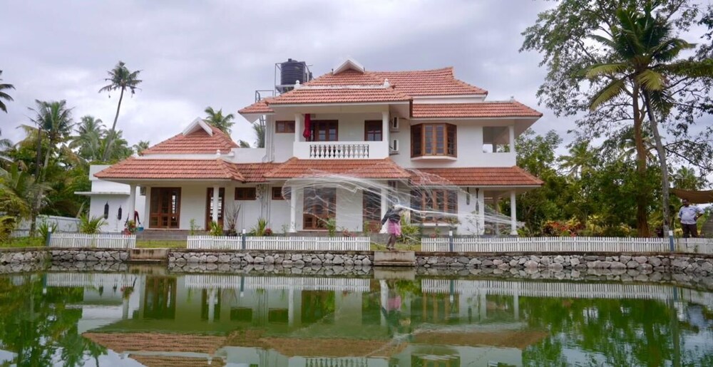 Palliath House-Heritage Villa Beachside