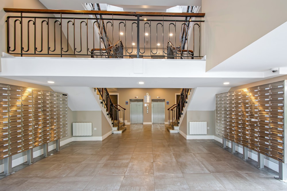 Comfy One Bedroom Apartment in Harrow view 5