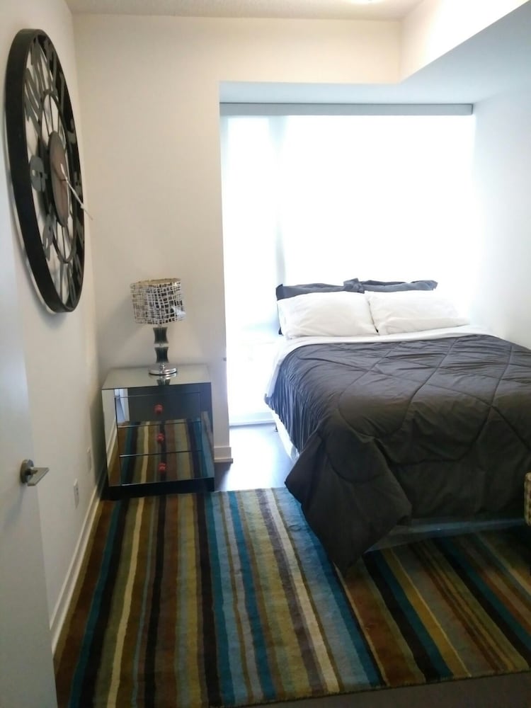 Midnight Suites - Image 4