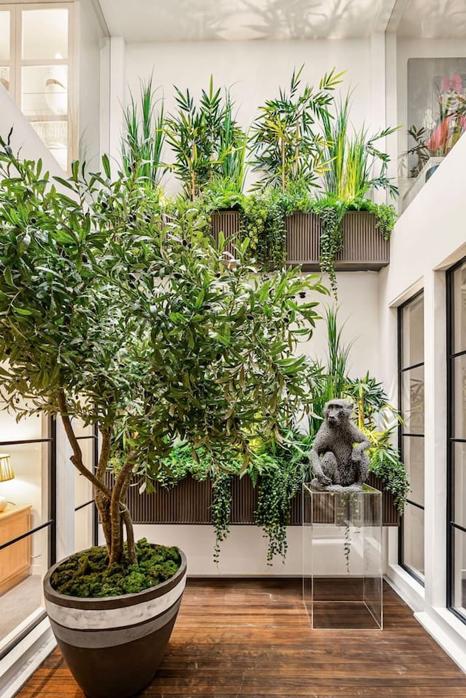 London Mews Home w Glass Atrium Terrace