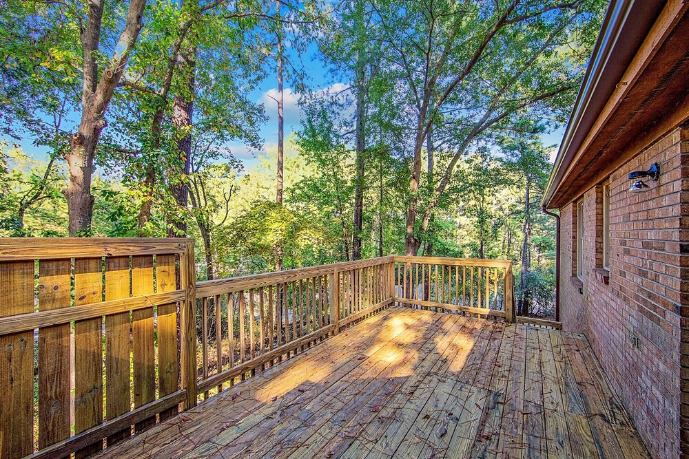 Fayetteville Vacations - No Place Like Homeplace! II - Property Image 12