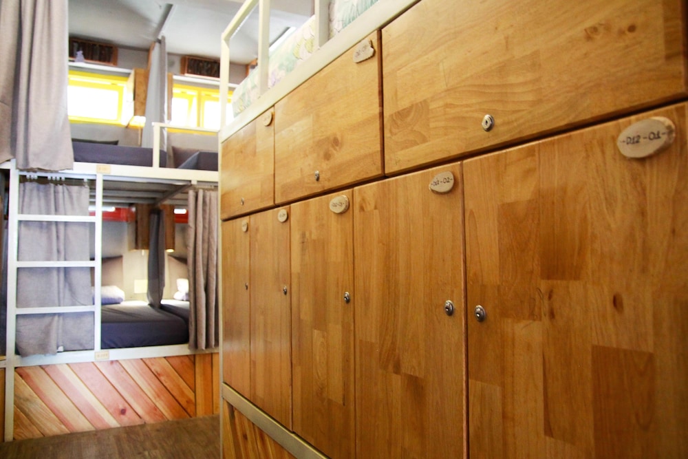 Gaia Hostel