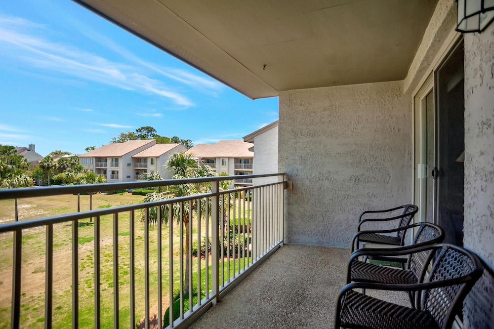1739 Bluff Villas at The Sea Pines Resort view 4
