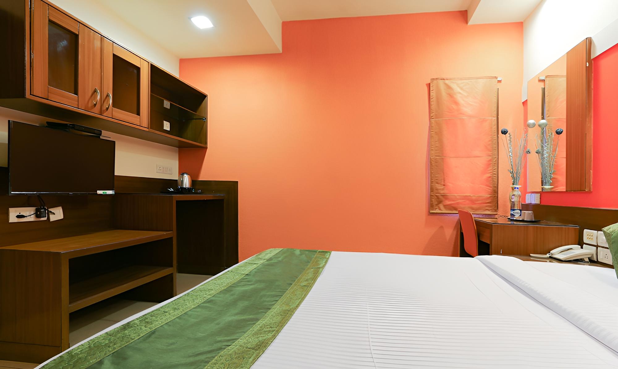 Treebo Trip Cynosure Suites