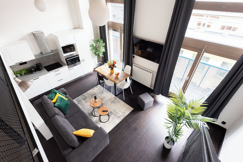 Apart loft hotel in Karlin