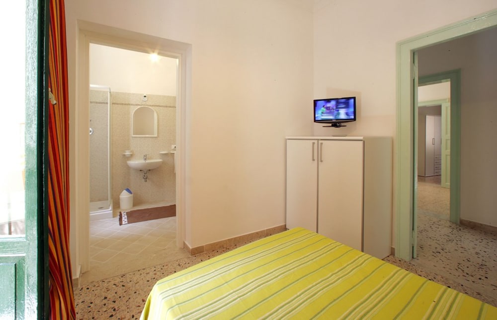 Flavica Home Holiday