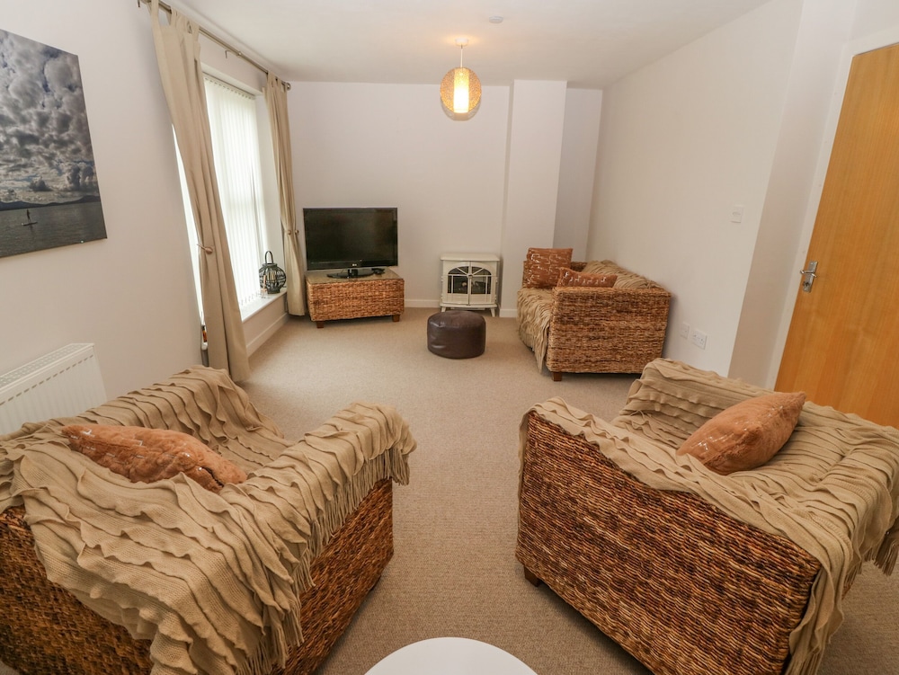 Barn End, 9 Stad Clynnog