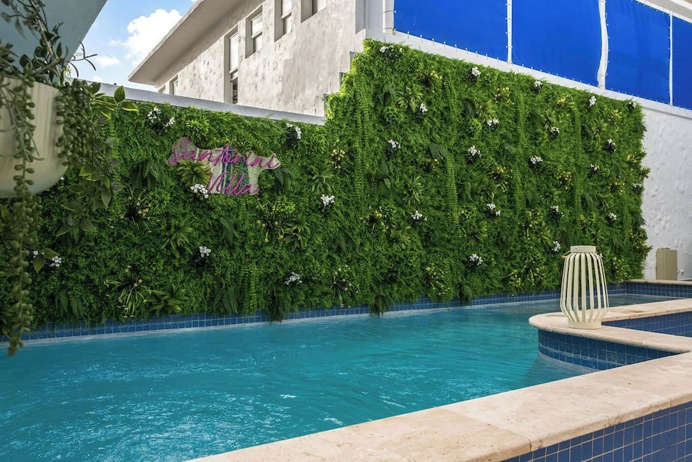 Ocean Park 3BD-3BA Pool Walktobeach