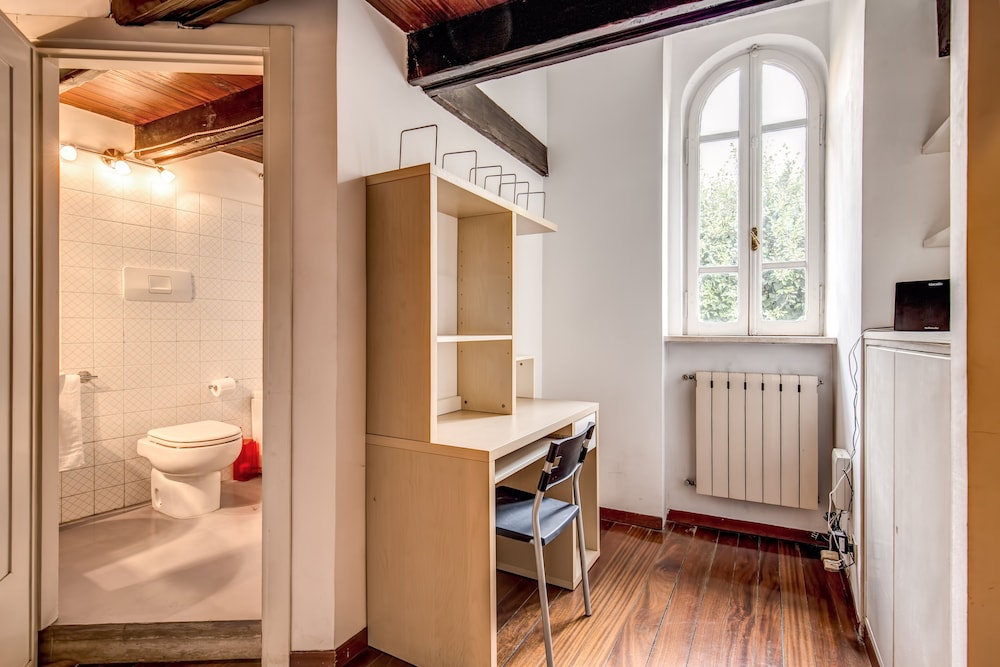 The House In Trastevere