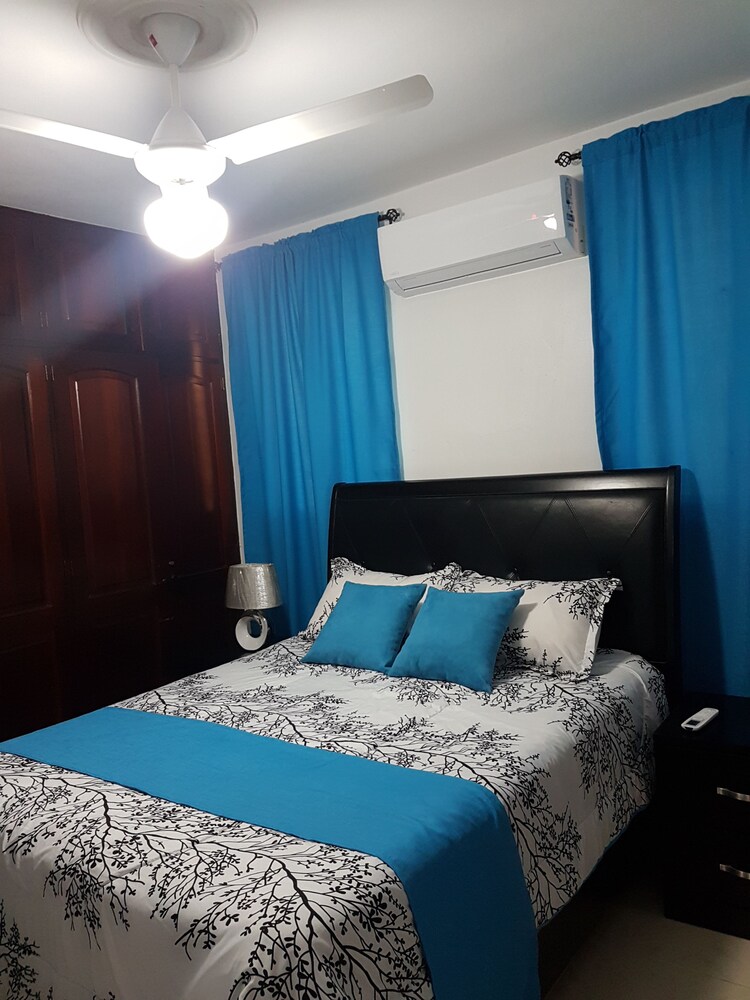 Apartamento hotel la Española