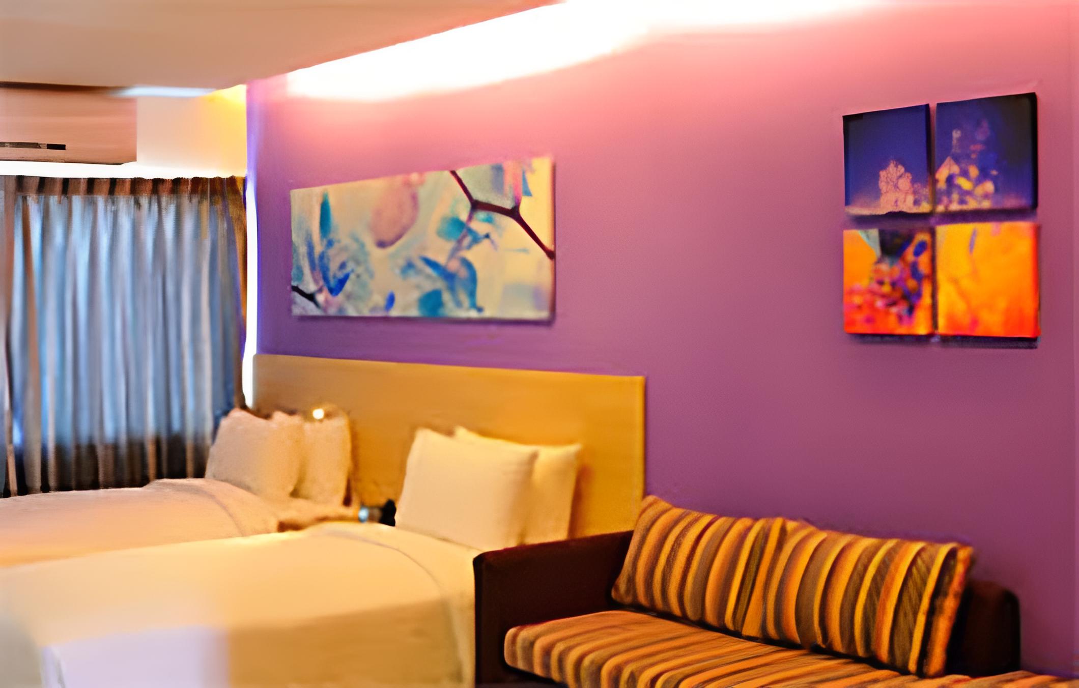 R-Con at Siam Hotel