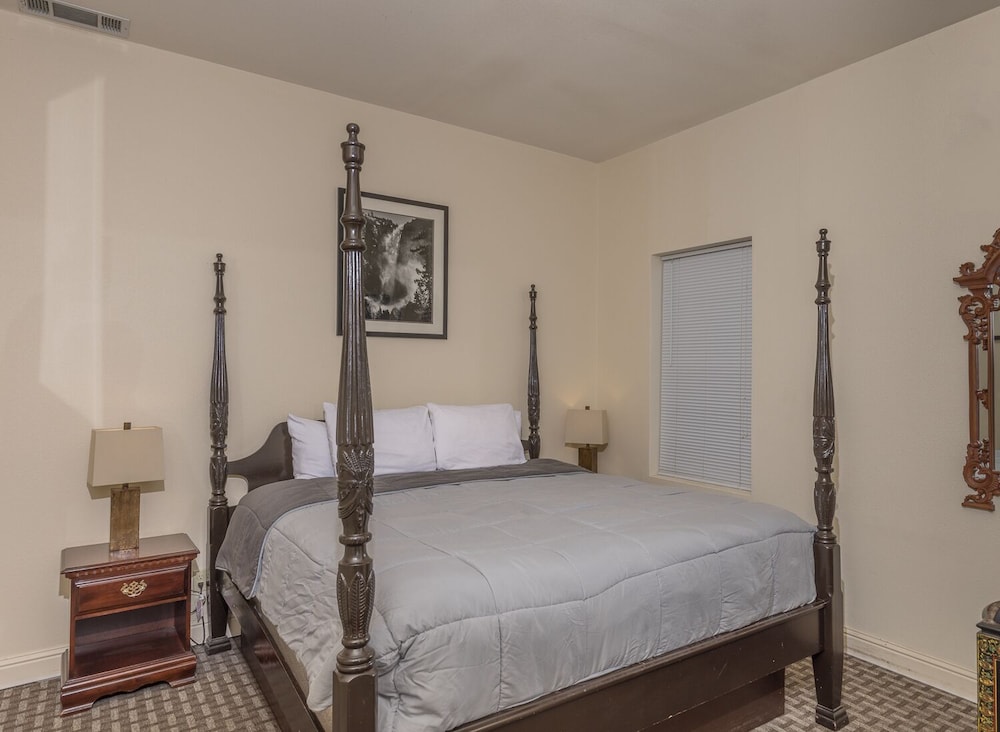 5th Street Inn