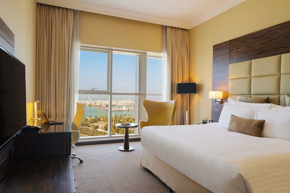 Abu Dhabi Vacations - Jannah Burj Al Sarab - Property Image 6