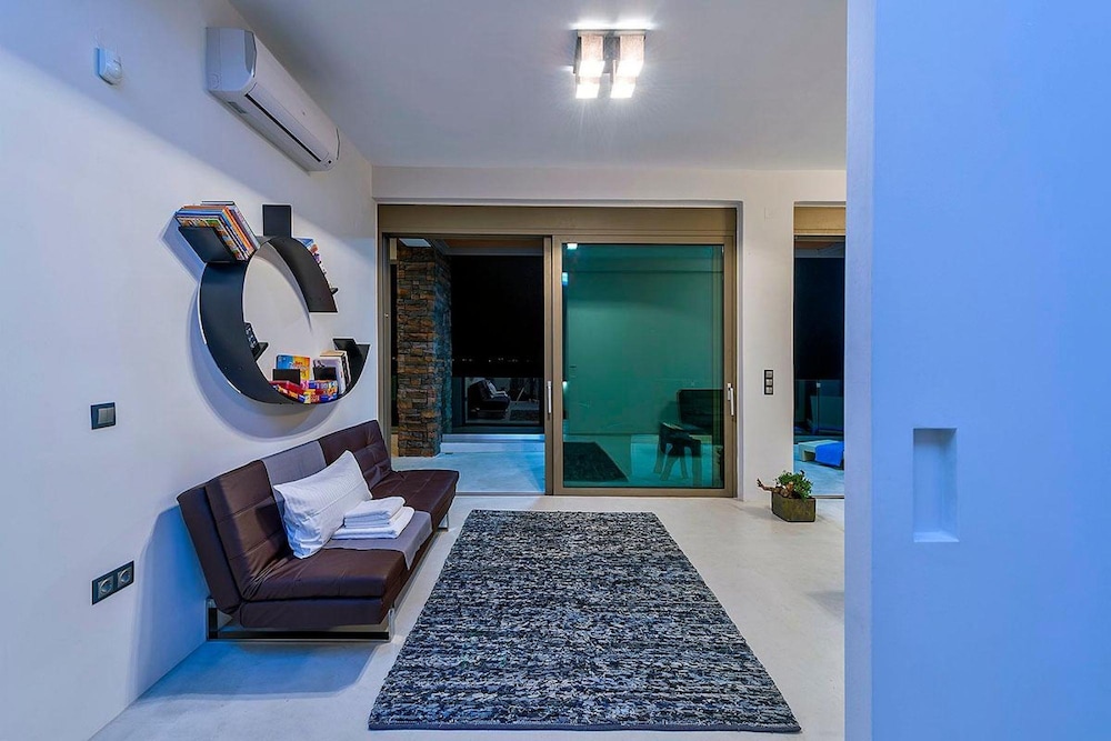 Tersanas Villas