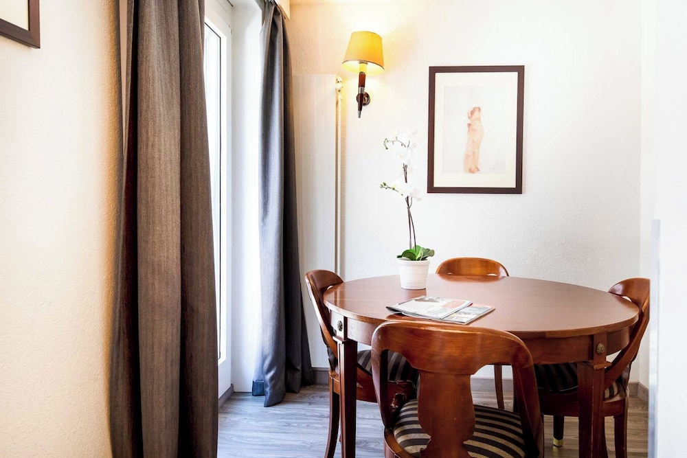 Charming Apartment - AC 1br/4p - Geneve