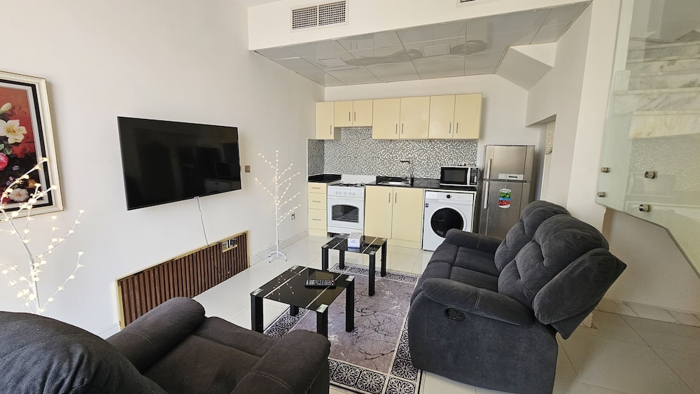 Room in Villa - Amazing One-bedroom Villa Town House photo 5
