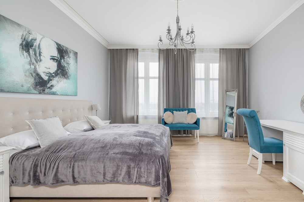 Luxury Apartment in Szczecin by Renters