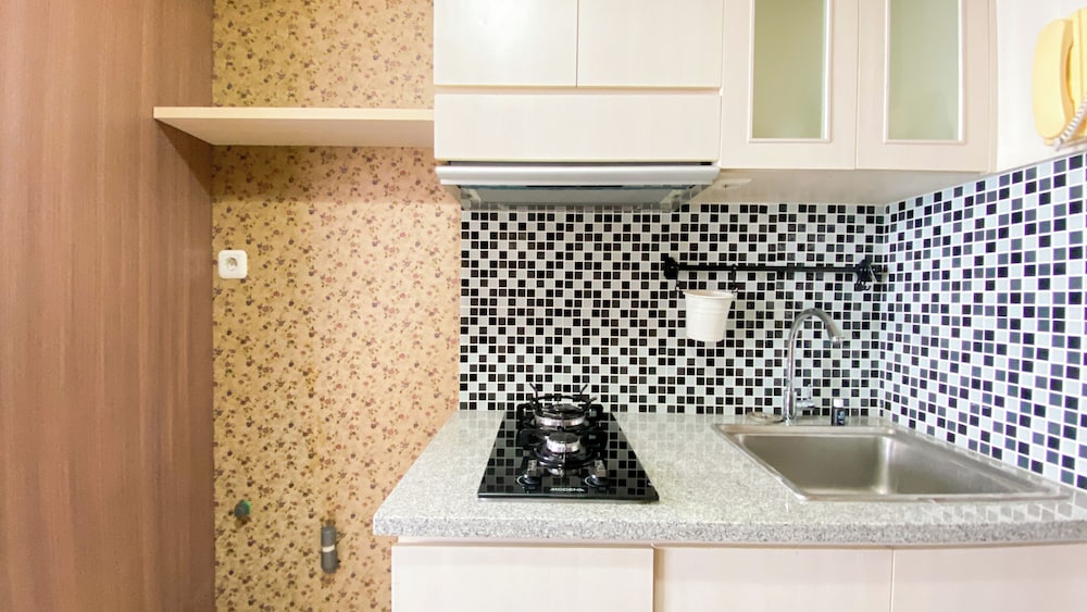 Great City View Studio At Tamansari The Hive Apartment