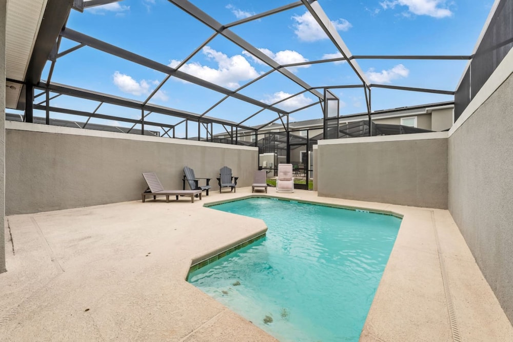4345 Mickey s Townhome Storey Lake Pool