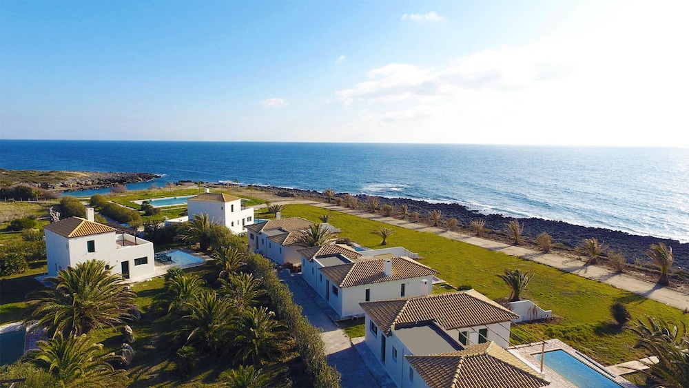 Hotel Kymata Bohemian Beach Resort - Image 1