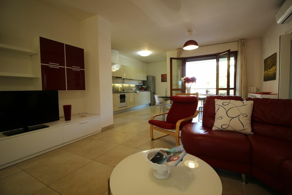 Porto Recanati Suite Apartment - Porto Recanati Su view 4