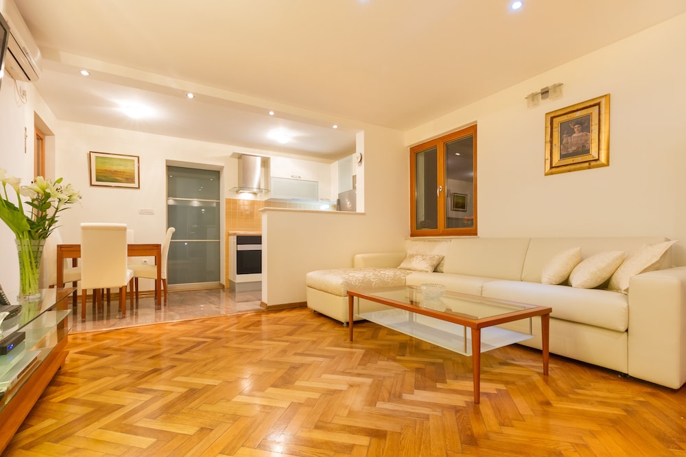 Luxury Apartment Matkovic photo 5