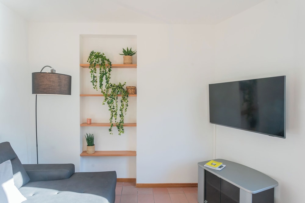 The Secret Lake View by Rent all Como