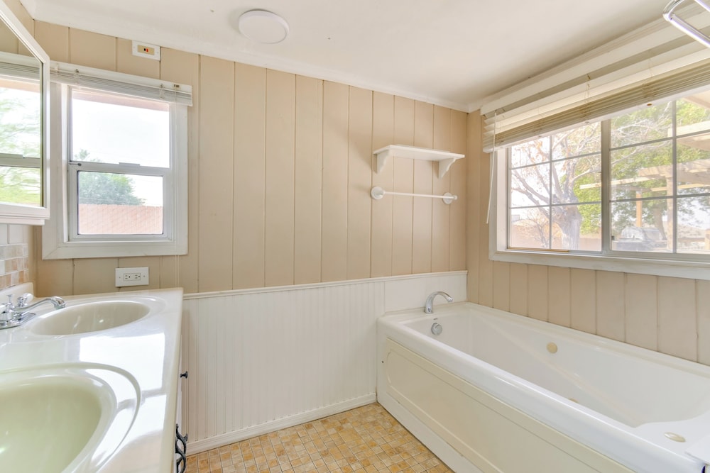 Water Views & Close to Beach: Home in Lake Havasu
