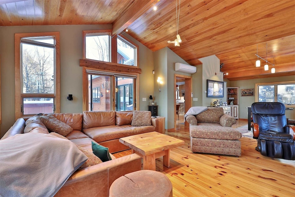 The Waffelhaus In Killington 4 Bedroom Home