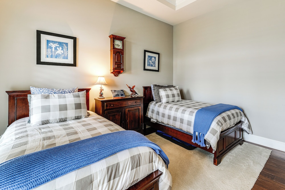 Communal Pools, 6 Mi to Bethany Beach! Family Home