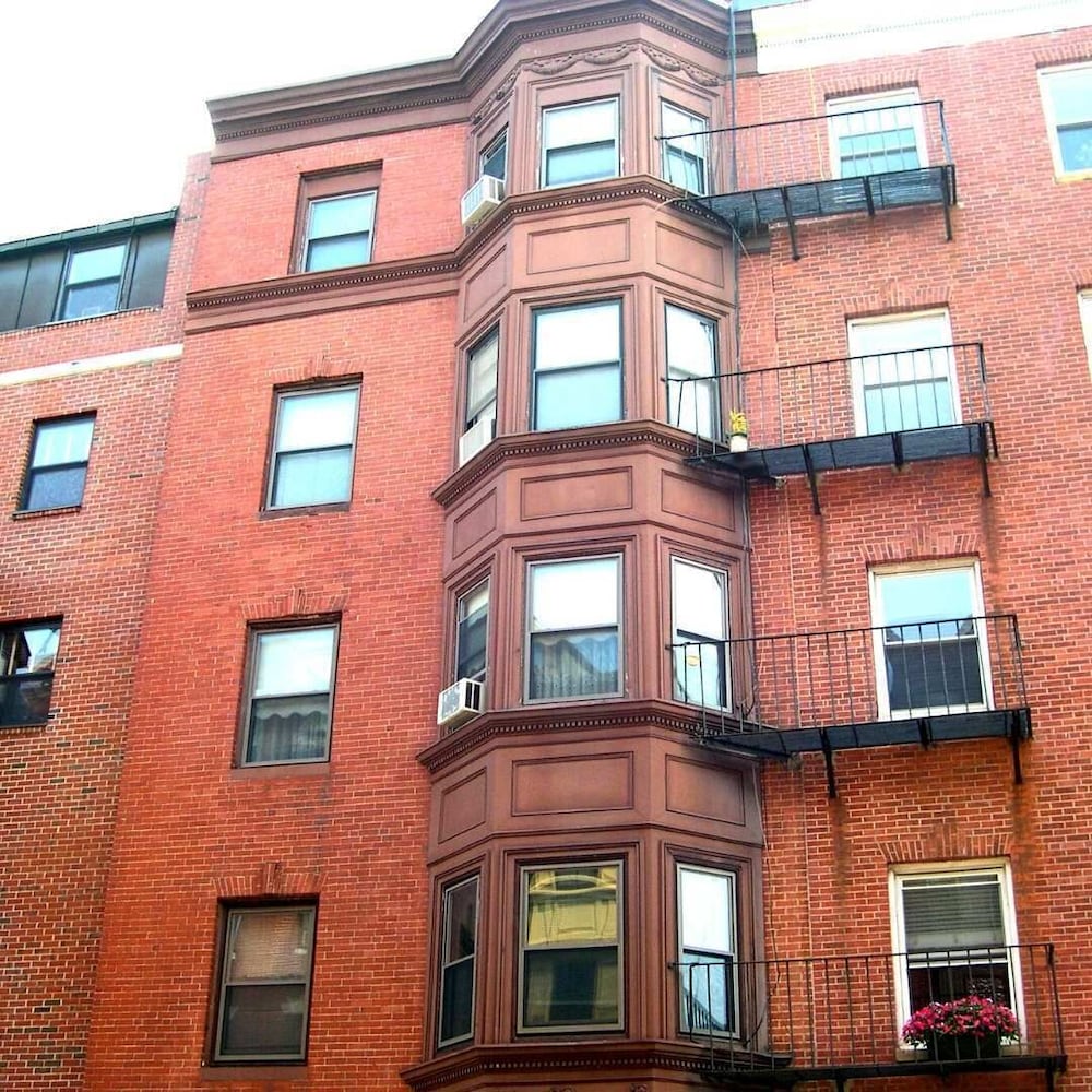17 Battery Street