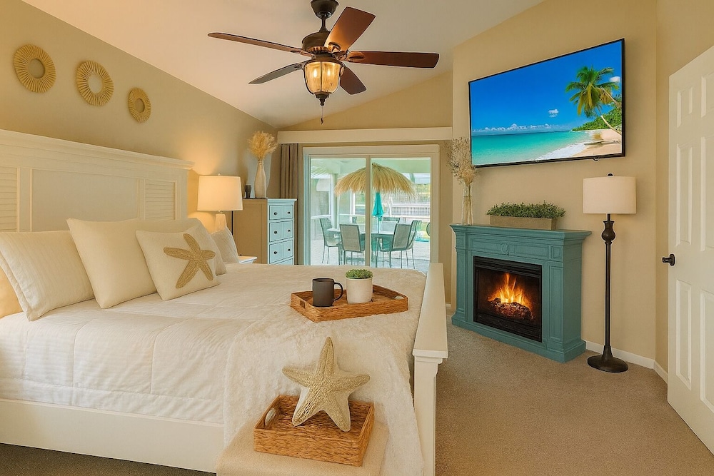 Seahorse Cove - Pool, Gulf Access & Tiki Bar 3 Bedroom Home