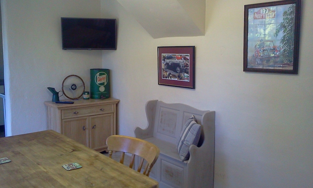 Stunning 1-bed Cottage Close to Lakedistrict view 4