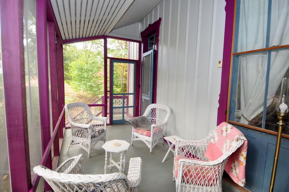 Manor at Berkeley Springs - Property Image 8
