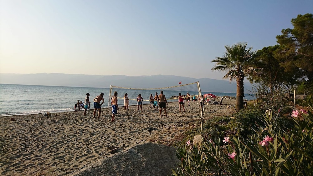 Altin Camp & Park Hotel