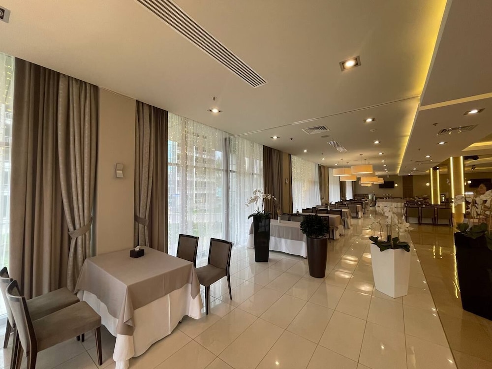 Victoria Hotel and SPA