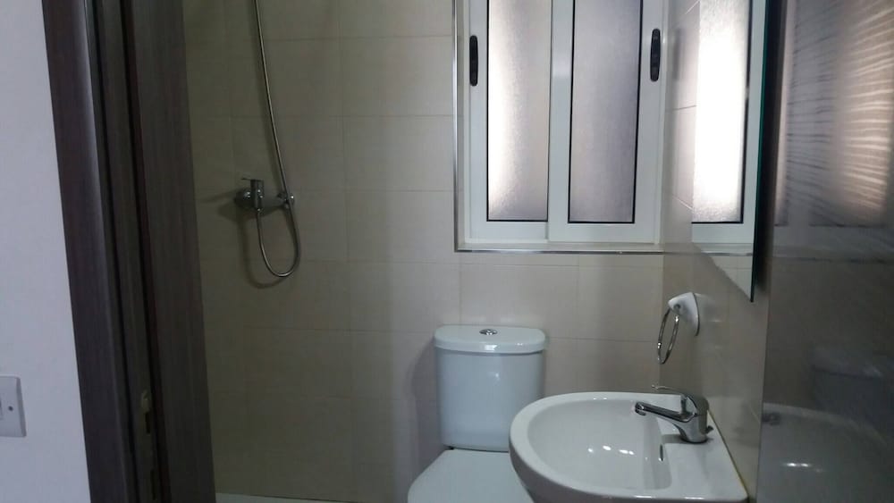 University Heights 2-bedroom Cosy Apartment