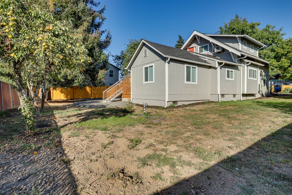 Cozy Lafayette Townhome Rental Near Parks & River view 4