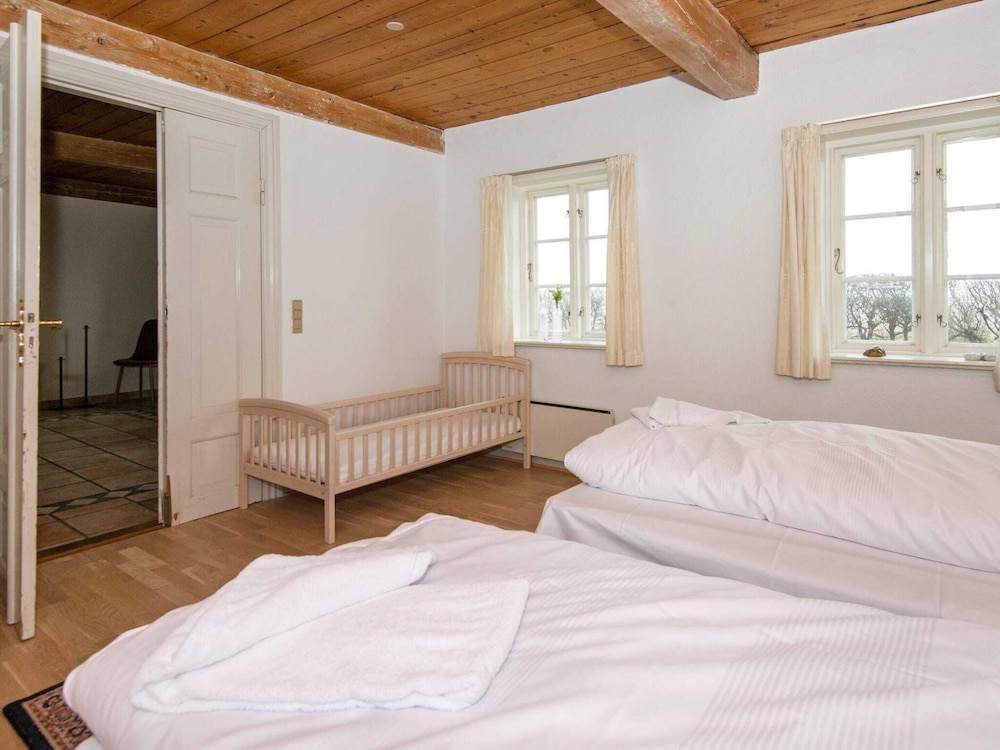 12 Person Holiday Home in Hojer view 5