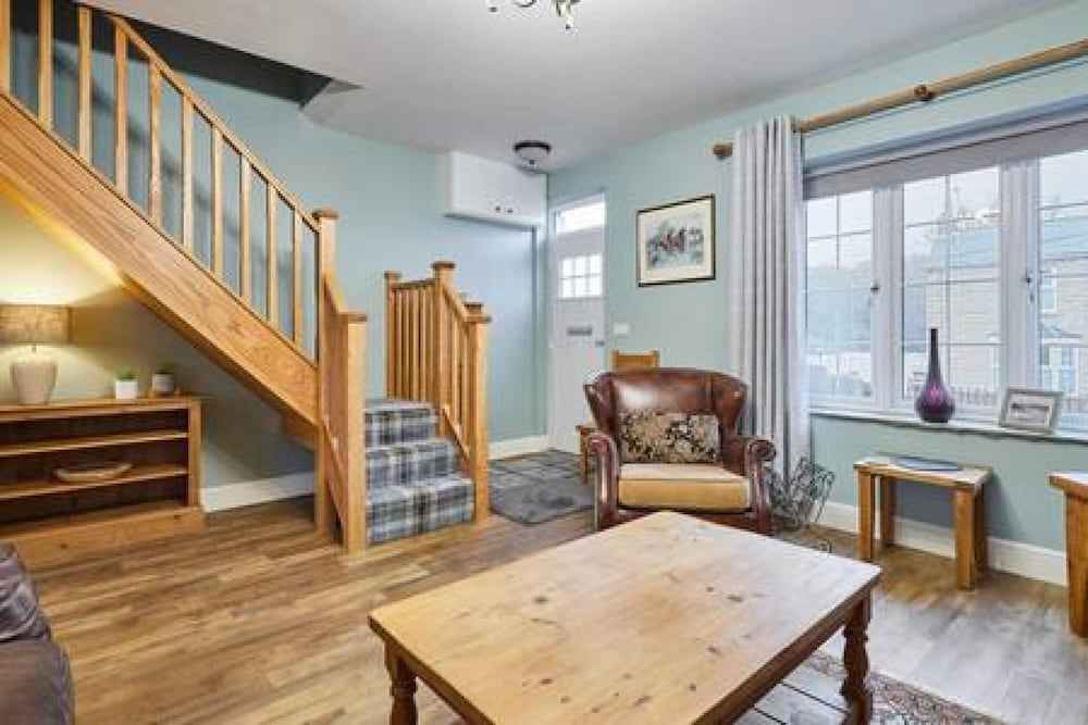 Host Stay Butterfly Cottage view 5