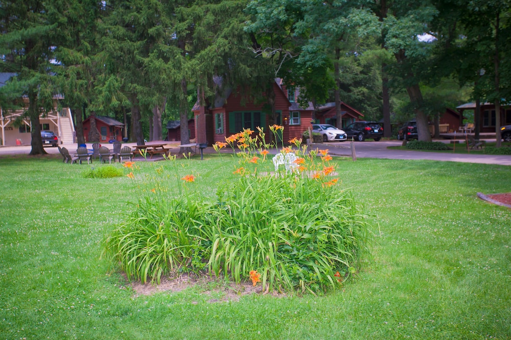 Birchcliff Resort