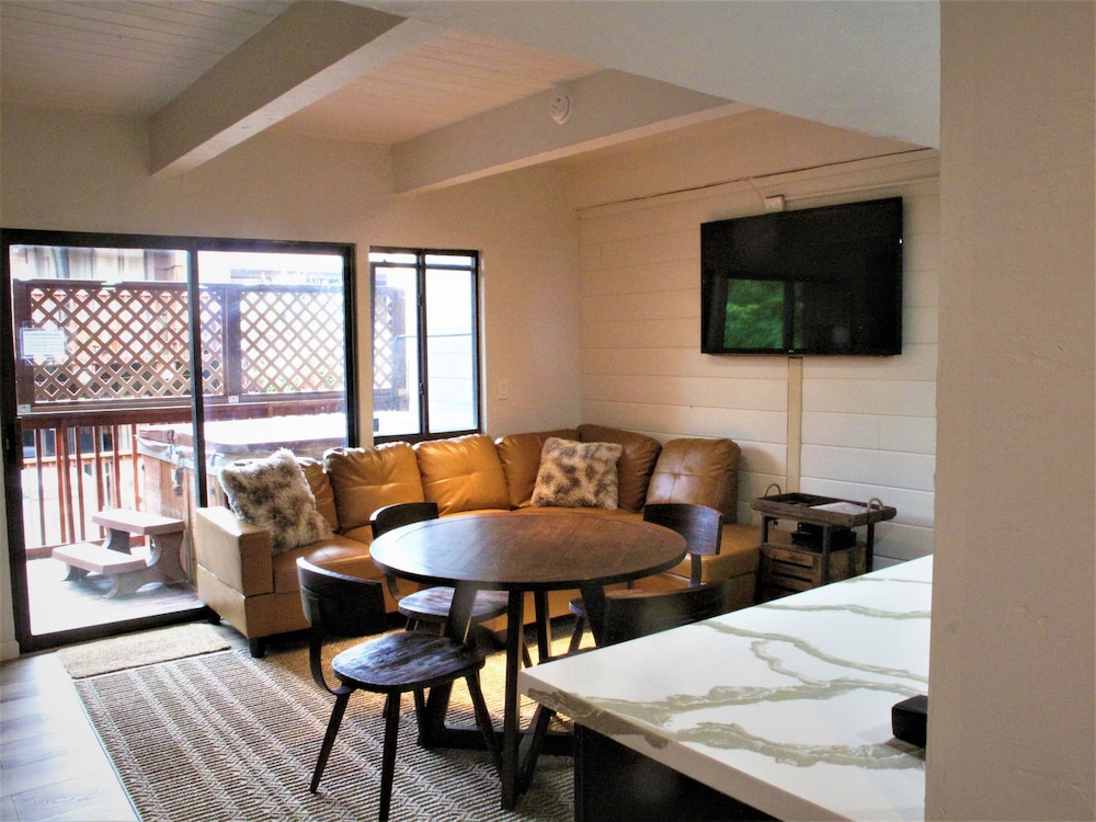 Snow Summit Townhouse Rentals & Sales